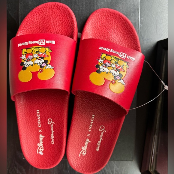 Disney 50th anniversary red slides unisex - Picture 3 of 4
